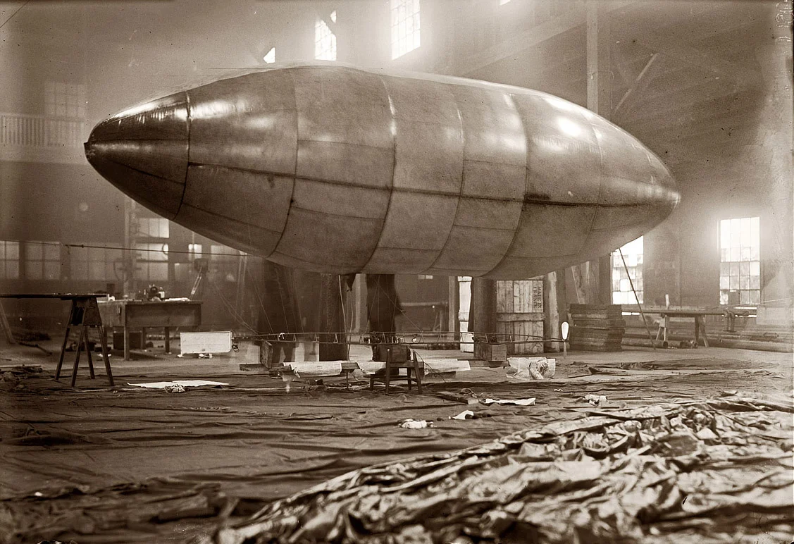 robot-blimp.jpg